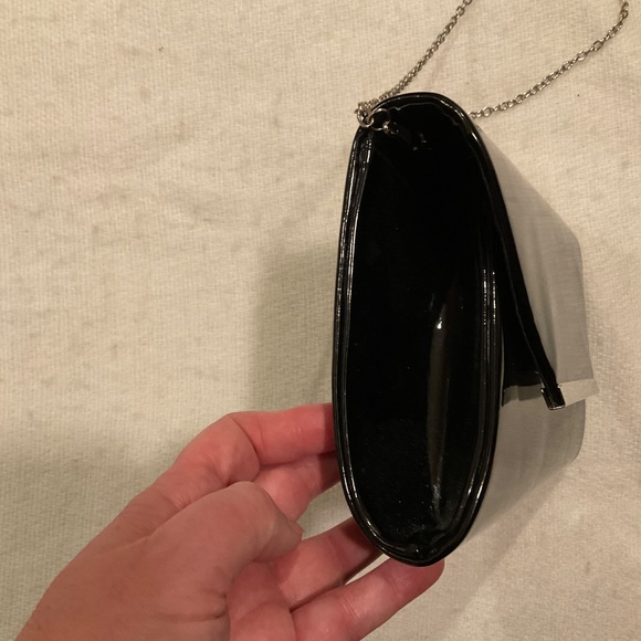 Lulu Townsend Patent Clutch Removable Chain Strap - Picture 6 of 14
